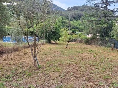 terrain 1871 m² la trinité