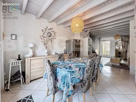 maison 7 pièces 92 m²