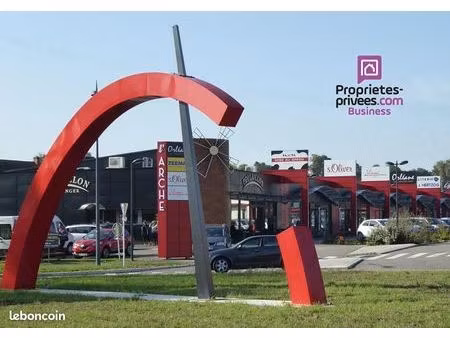 local commercial 300 m²