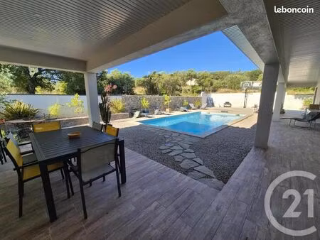 maison 6 pièces 160 m²