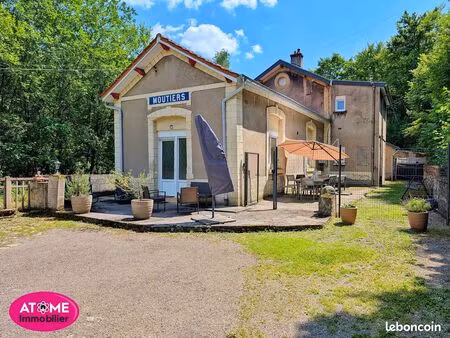 maison 9 pièces 145 m²