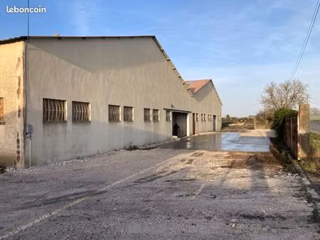 locaux et ou terrain d exposition et ou bureaux pour artisans commerçants industriels proc