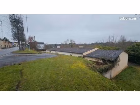 bâtiment 632 m2 avec terrain 4460 m2