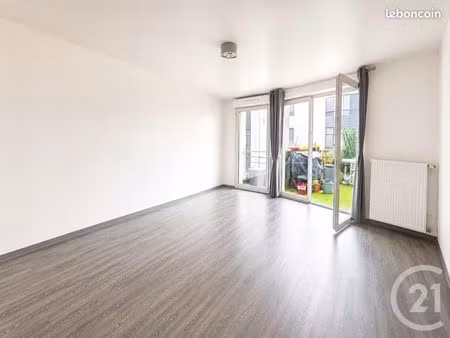 appartement 3 pièces 56 m²