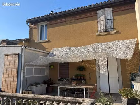 maison 7 pièces 265 m²