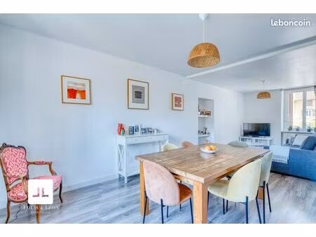 maison de village 7 pièces 170 m²