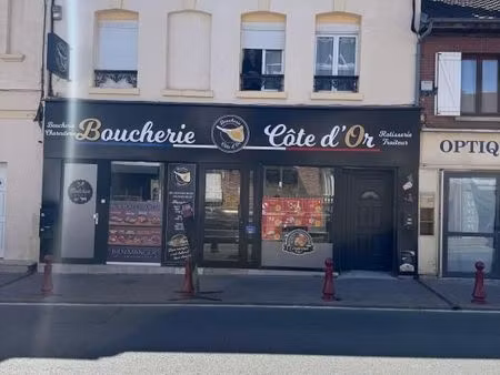 local commercial 180 m²