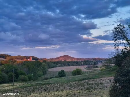 av terrain non constructible ( av ou a louer )