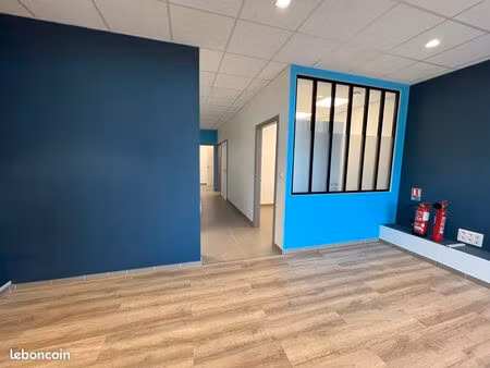 locaux commerciaux ou bureaux de 67 m² zone hypermarché à colmar en exclusivite