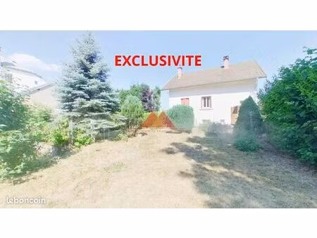 maison 8 pièces 129 m²