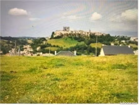 plusieurs terrains constructibles saint-flour vue cathédrale  proche ville et a 75