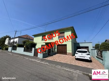 maison 6 pièces 144 m²