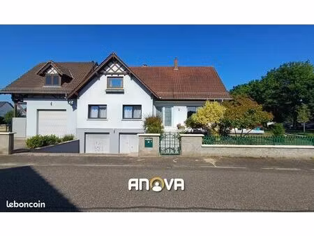 maison 8 pièces 196 m²