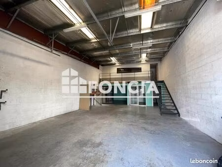 local d'activité 120 m²