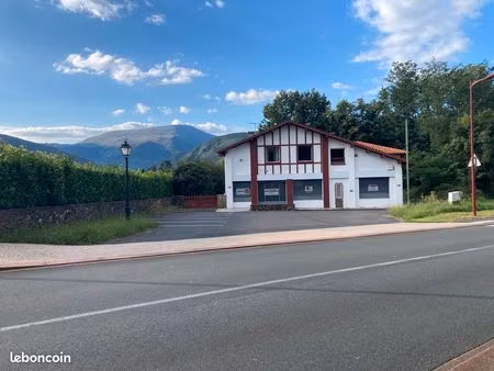 commerce itxassou rdc  logement fonction r+1 ou bureaux