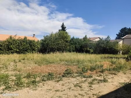 terrain 464 m² sainte cecile les vignes