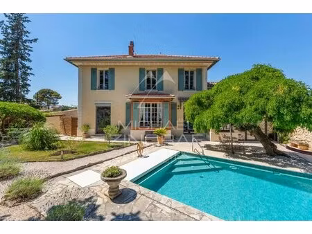 proche aix-en-provence - maison de maître bourgeoise