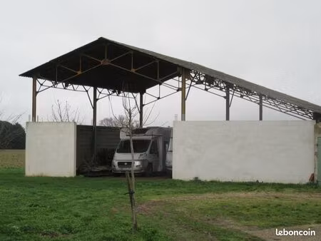 hivernage local hangar camping car