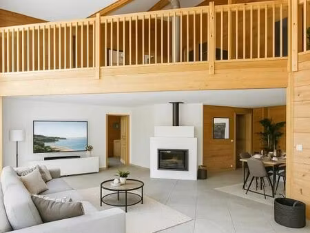 chalet 8 pièces 245 m²