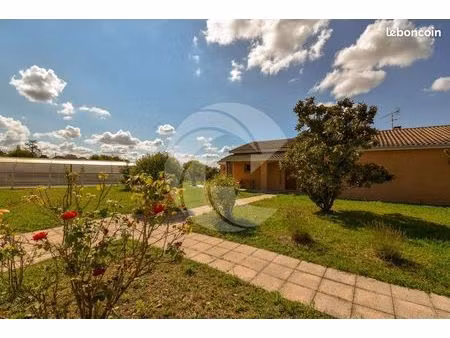 maison 6 pièces 135 m²