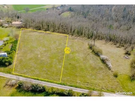 terrain 3 277 m² saint cybranet