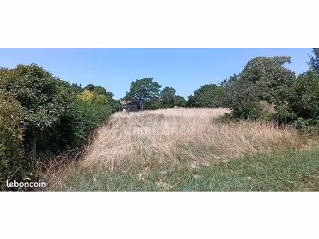 terrain 1 679 m² flaugeac