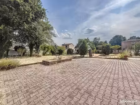 terrain 629 m² bourg les valence