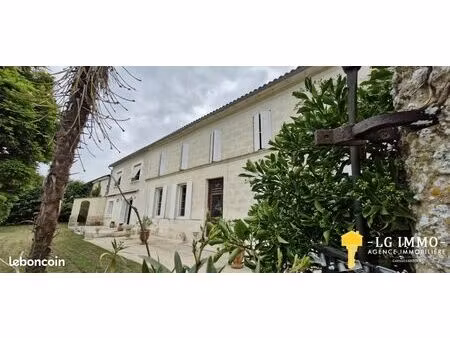 propriété 10 pièces 319 m²