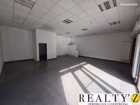 local commercial 99 m²