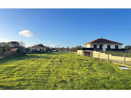 terrain étaules m² t- à vendre  120 000 €