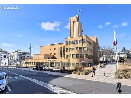 boutique 140 m² cachan