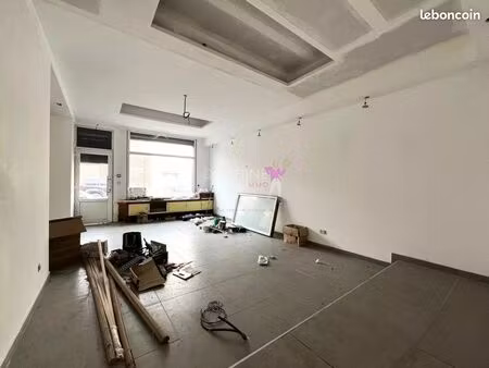 immeuble 7 pièces 400 m²