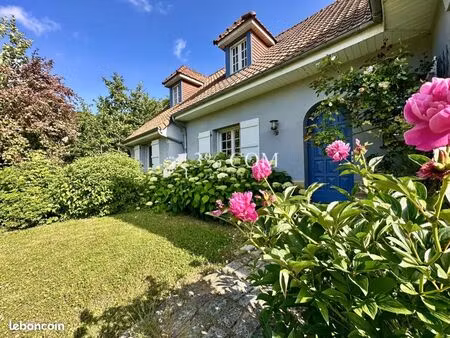 maison 8 pièces 169 m²