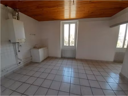 location appartement 2 pièces 45 m² à ales (30100)  485 €