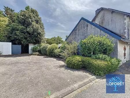 vente terrain à l'oie (85140) : à vendre / 1788m² l'oie