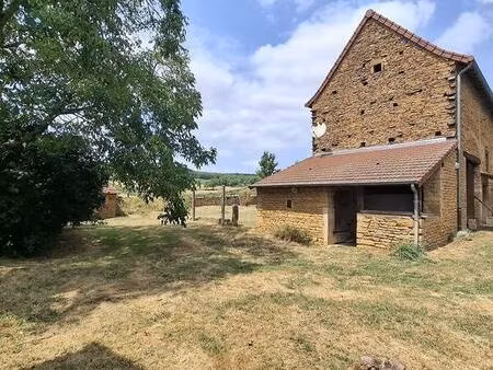 maison aux pierres dorées