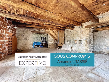 maison à rénover au coeur de compeyre