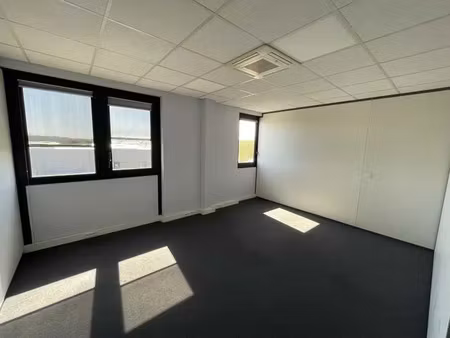 a louer plateau de bureaux 335 m2 - compiegne zac de mercieres