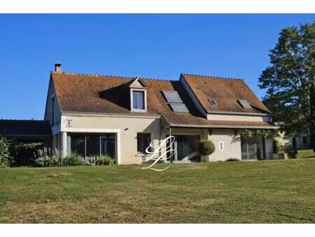 vente - maison 9 pièces 285 m2 courcay
