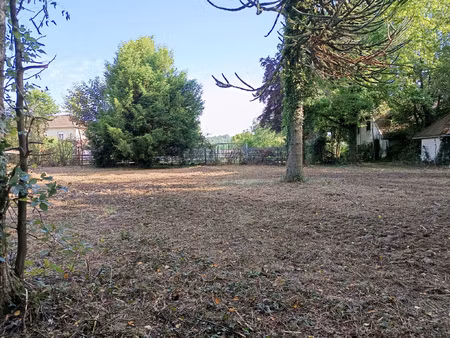 terrain 997m2 - saint clair de la tour