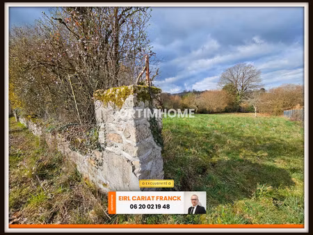 parcelle a batir de 1180 m² de terrain clot et bois taillis de 1545 m² >