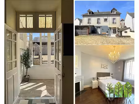elegante maison de bourg  5 chambres  jardin