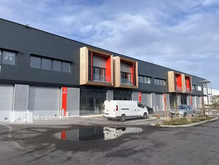 local d'activité - 196m²