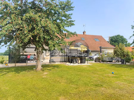 vente maison 5 pièces 117 m² pierre-de-bresse (71270)