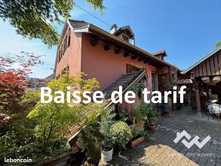 immeuble 292 m² avec 3 logements et dépendances