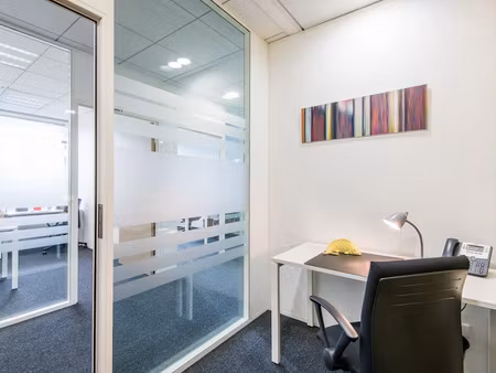 location meublée locaux professionnels 10 m² à fontenay-sous-bois (94120)  639 €