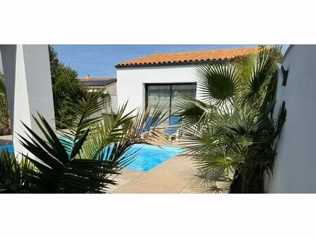 périgny : maison de 137m² avec piscine