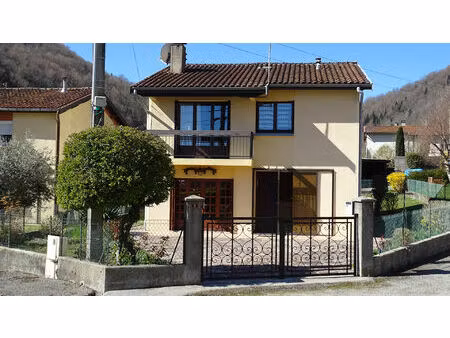 maison montferrier 5 pièce(s)