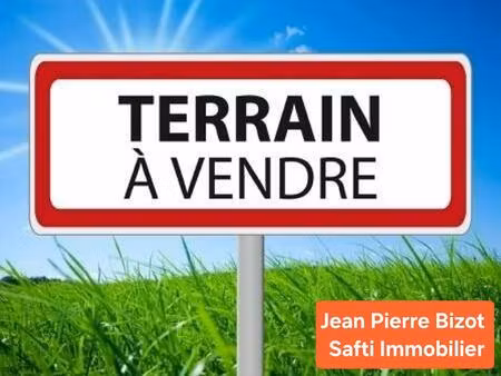 rare terrain à batir sur rue