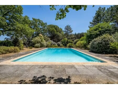 maison de luxe à vendre à lacoste